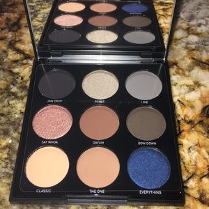 9I So Iconic artistry palette Morphe